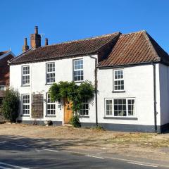 Carlton Cottage Country Retreat - Perfect for Ipswich - Aldeburgh - Southwold - Thorpeness - Sizewell B - Sizewell C - Sleeps 13
