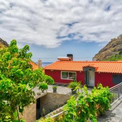 Casa da Praia, a Home in Madeira