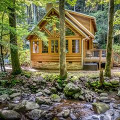 Firefly Creek, Free Attraction Tickets Tickets, Hot Tub, On a Creek, Fire Pit, WIFI!!!