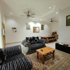 Homestay Mayang Suite