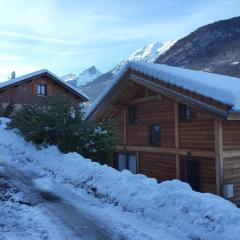 Votre appartement savoyard de 32m2 à proximité de la télécabine pour skier les 3 Vallées !