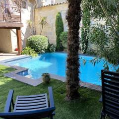 Maison d'une chambre avec piscine privee jardin clos et wifi a Libournea