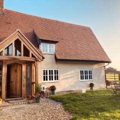 2 Beds & living in our idyllic country Cottage