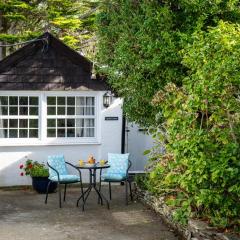 Finest Retreats - Garden Coombe