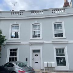 3 Bedroom Self Contained Ground Floor Flat With Parking