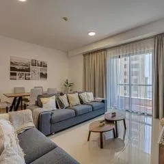 Incredible Sea View apartment in the JBR, 2 BR, BAHAR 2, the 21st floor