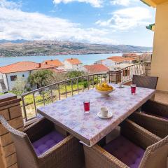 Awesome Home In Pag With Wifi