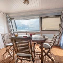 Face à la mer, appartement sous les toits pour 4
