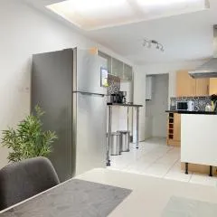 Cozy house for 8 people near LILLE
