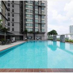 Shaftsbury residence cyberjaya with a pool & Free Parking