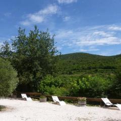 Gîte au calme, escale au Centre Var