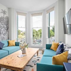 Narrow House - Free Parking By My Getaways