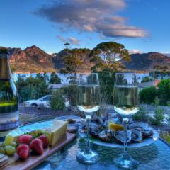 Freycinet Stone Studio 4 - Granite