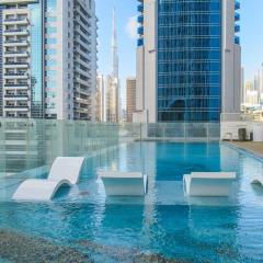 Beautiful 2 Bedroom High Floor Bays