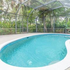 Newly Renovated Naples Pool Home!