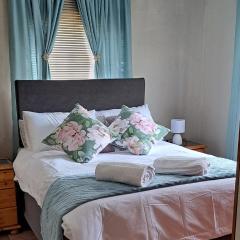 Susanna's Self catering 2 bedroom apartment