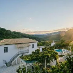 Manto Retreat in Nature