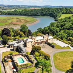 Finest Retreats - Historic Castle on River Tamar