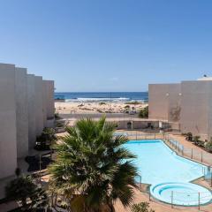 SOL Y PLAYA El Cotillo beachfront with pool & ocean views