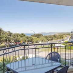 Breakers 2 - 6, 18 - 20 Pacific Parade