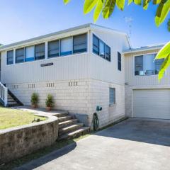 Brackley Hatch, 8 Church St