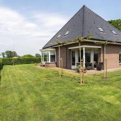 Holiday home with wide views and garden