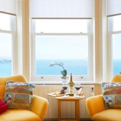 Denelea, Amazing sea views!!!!! Yorkshire Coast Holiday Lets