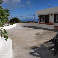 Casa rural con Wifi, terraza y vistas al mar el La Palma