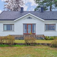 Awesome Home In Finsland With Wifi