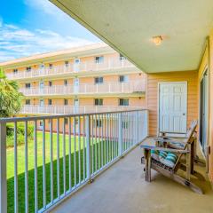 Ocean view condo in beachfront resort with WiFi, central AC, 2 pools, & tennis