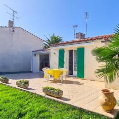 Villa de plain pied à l intérieur des remparts