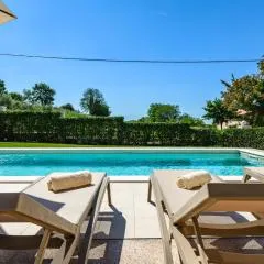 Apartment with pool, Silvia II