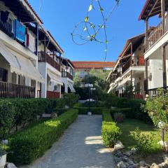 Beautiful apartment by center of Pefkochori Chalkidiki