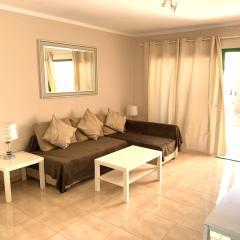 Casa Italia, modern one bedroom apartment close to the beach