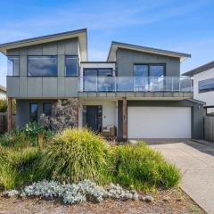 Sea View Beach House 11a