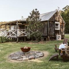 Picturesque Barn located on the Shoalhaven River