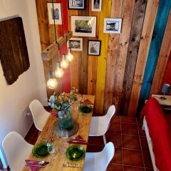 La Casa Junto al Sendero del Río & chimenea y leña