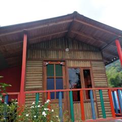 Las cabañas del escobo - CABAÑA TUCÁN