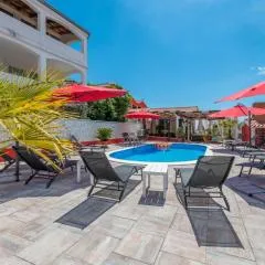 XXXL Villa Ancora with heated pool