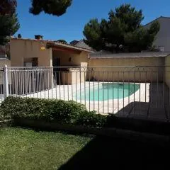 Maison les pins
