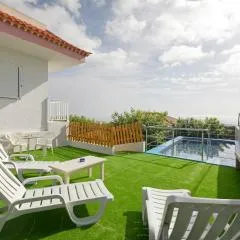 CLEMENTE HOUSE PRIVATE PooL