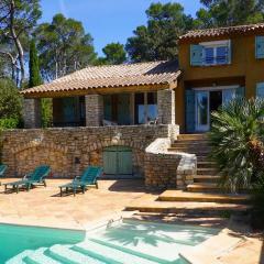 6 Bedroom Amazing Home In Entrecasteaux