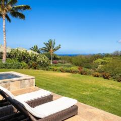 MAUNA KEA INDULGENCE Indulgent 3BR Waiulaula Home with Stunning View