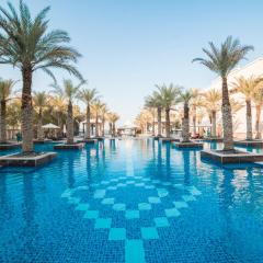 1-bedroom apartment with pool