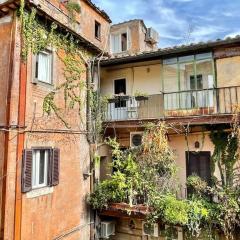 Lovely apartment in Via della Scala, Trastevere