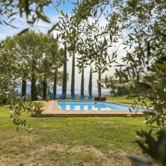 Private villa with swimming pool in the heart of Umbria