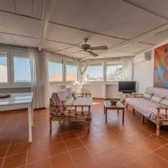CASA ESCUELA PLAYA