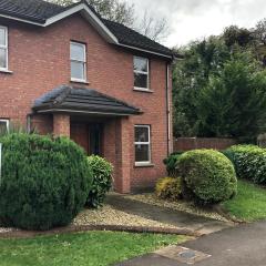 Stunning 5-Bed House in Clones