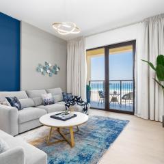 Ultimate Stay / 4 People / Beachfront / Sea View / Balcony Sunset / Brand New / La Mer