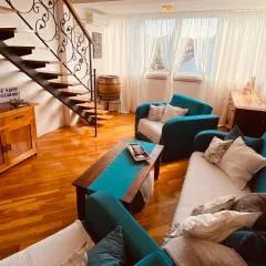 Seamans Apartment